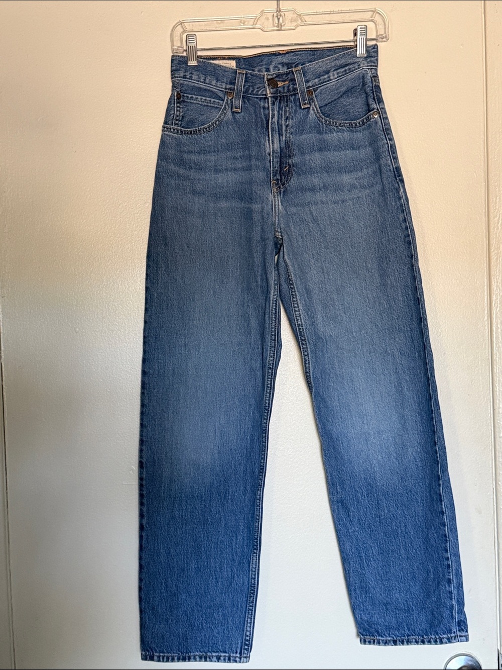 Levi's Women's Straight-Leg Jeans in Blue Wash Sz 24